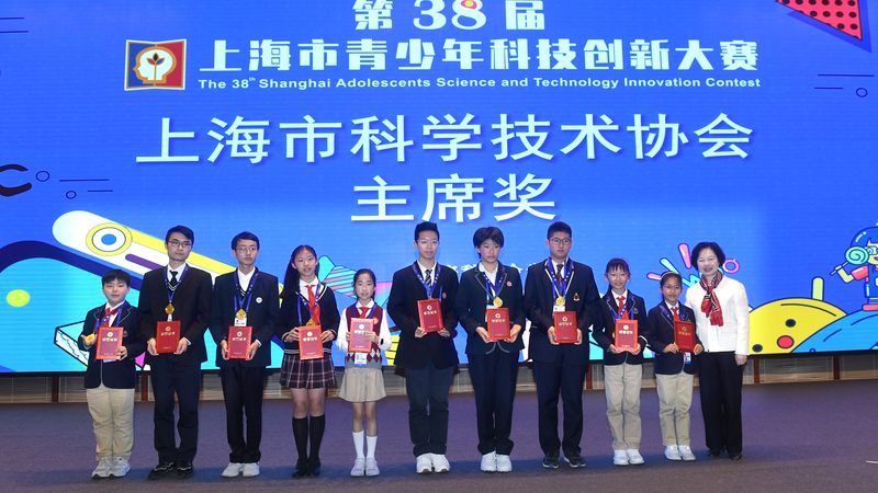 工业互联网定制开发：构建未来智能工厂的关键**